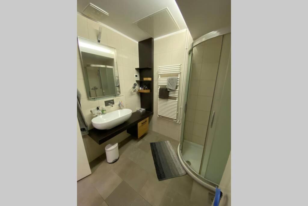 Apartma Rozi Apartamento Kranjska Gora Exterior foto