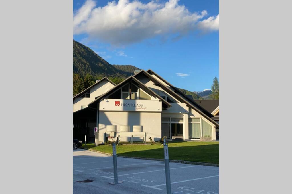 Apartma Rozi Apartamento Kranjska Gora Exterior foto