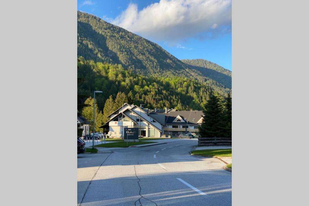 Apartma Rozi Apartamento Kranjska Gora Exterior foto